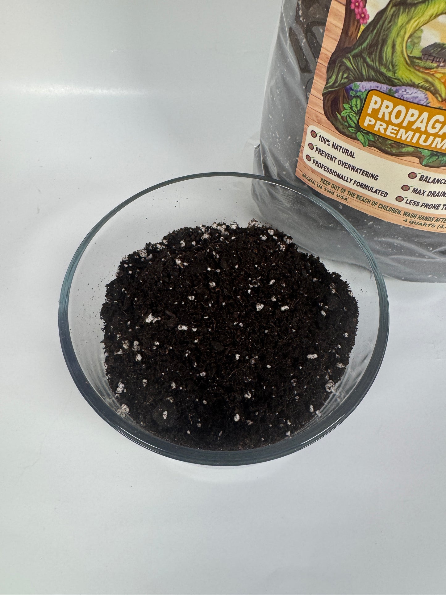 Propagation Premium Mix- Includes 3 FREE 8" Sturdy Clear Pots with Every 8 Qt Bag